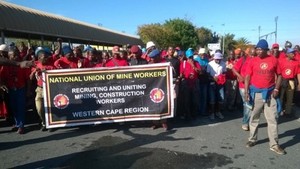 Photo of striking NUM members