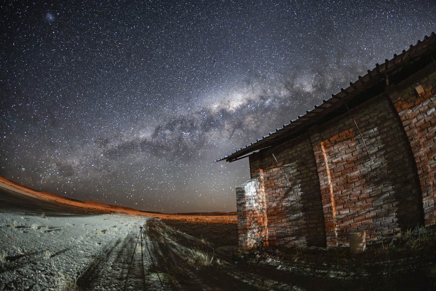 Summary image for article