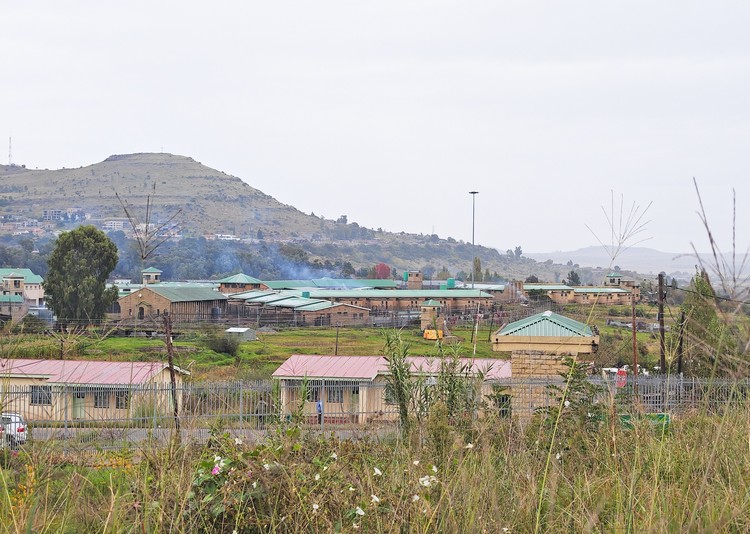 Summary image for article